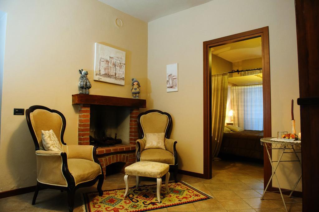 Agriturismo Paitin Алба Стая снимка