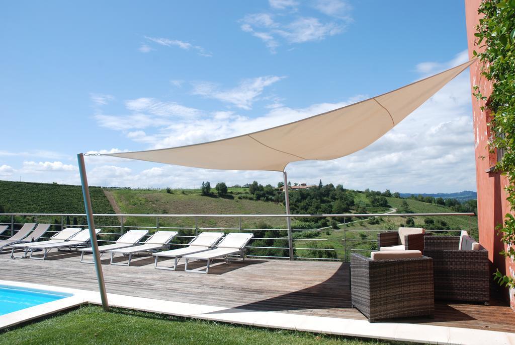 Agriturismo Paitin Алба Екстериор снимка